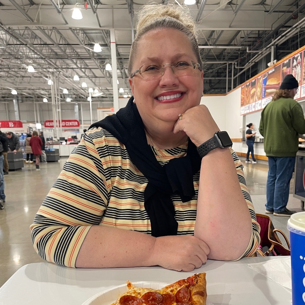 Meet your Posher, Joannie